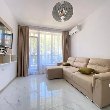 The Paradise プリモルスコ