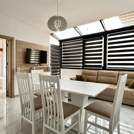 The Paradise Hotel apartamentowy 3*