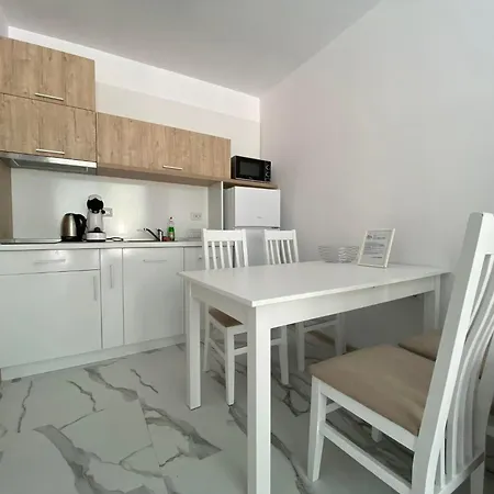 The Paradise プリモルスコ