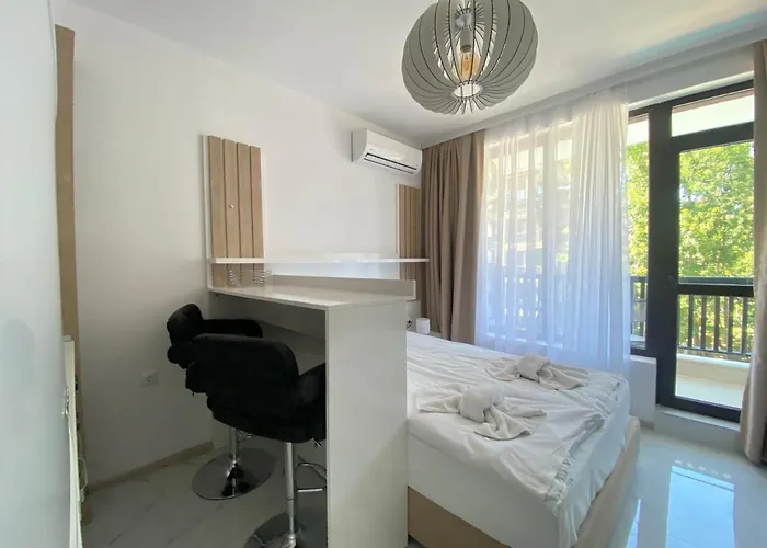 The Paradise Приморско