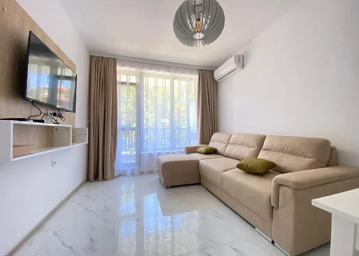 The Paradise Приморско