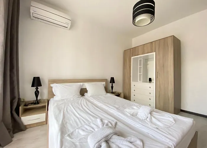 Апартхотел The Paradise 3*