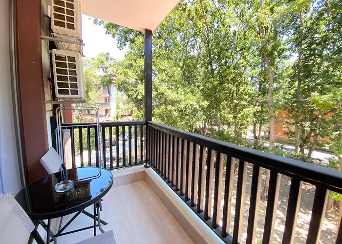 The Paradise Приморско