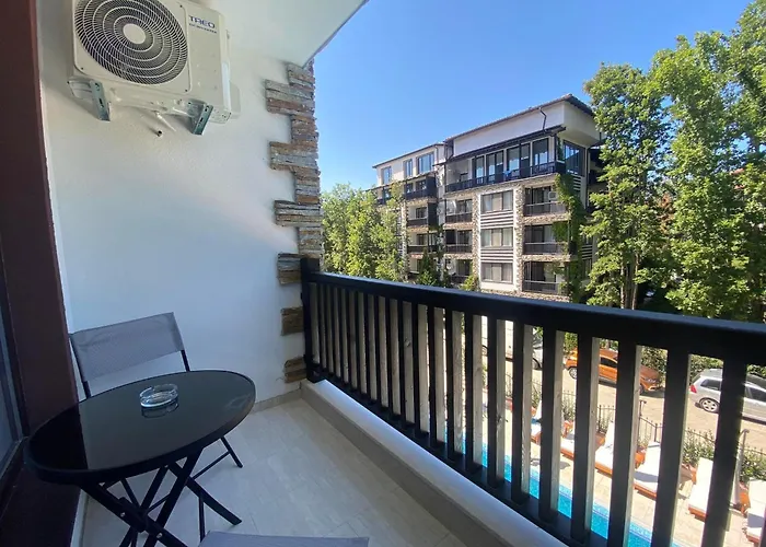 The Paradise Апартхотел 3*